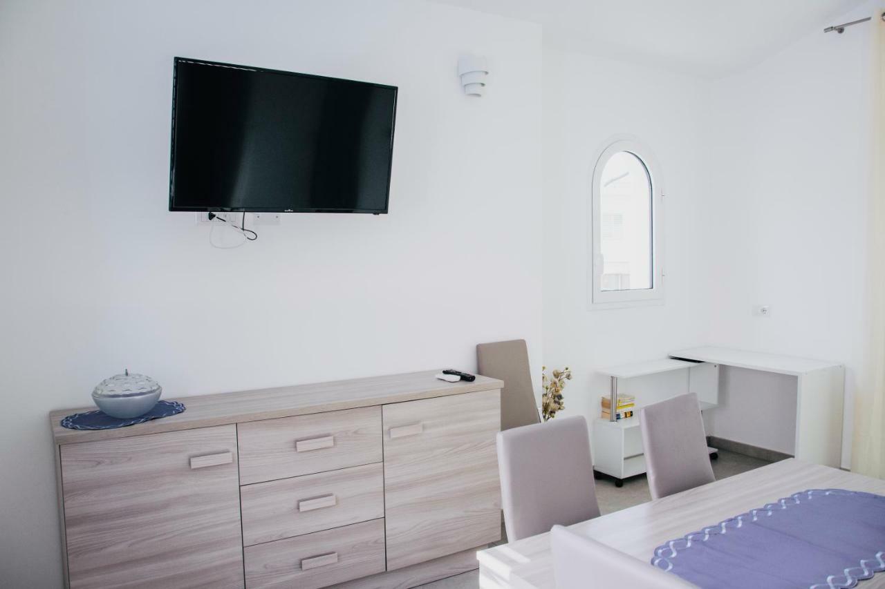 Milva'S Apartment Lotzorai Exteriér fotografie