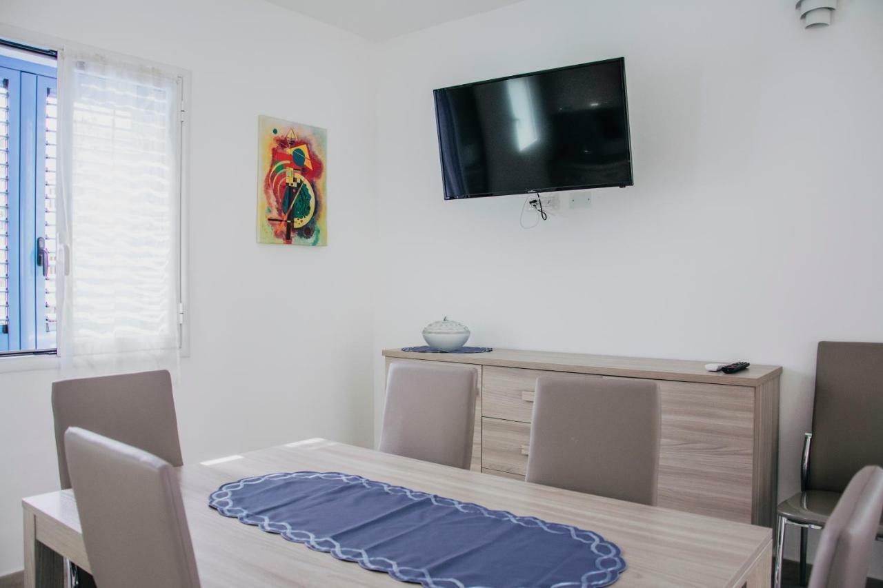 Milva'S Apartment Lotzorai Exteriér fotografie